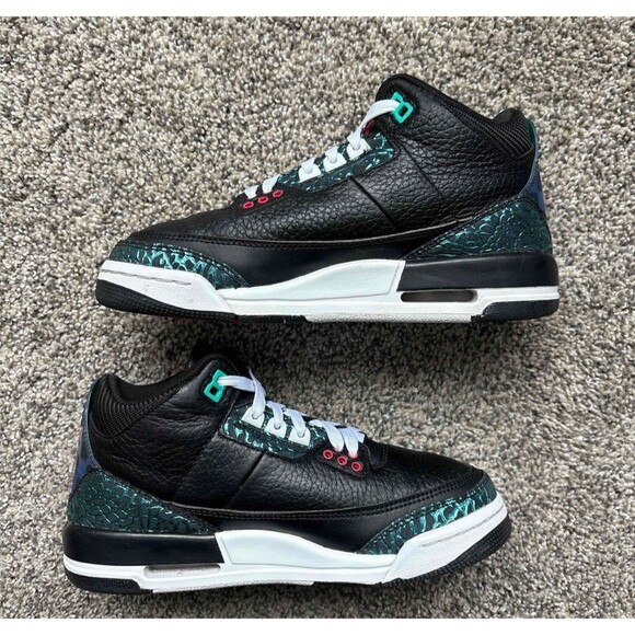 Nike Air Jordan 3 Retro Black Hyper Jade Red Size 5 Youth (Size 6.5 Women's) - Picture 2 of 8